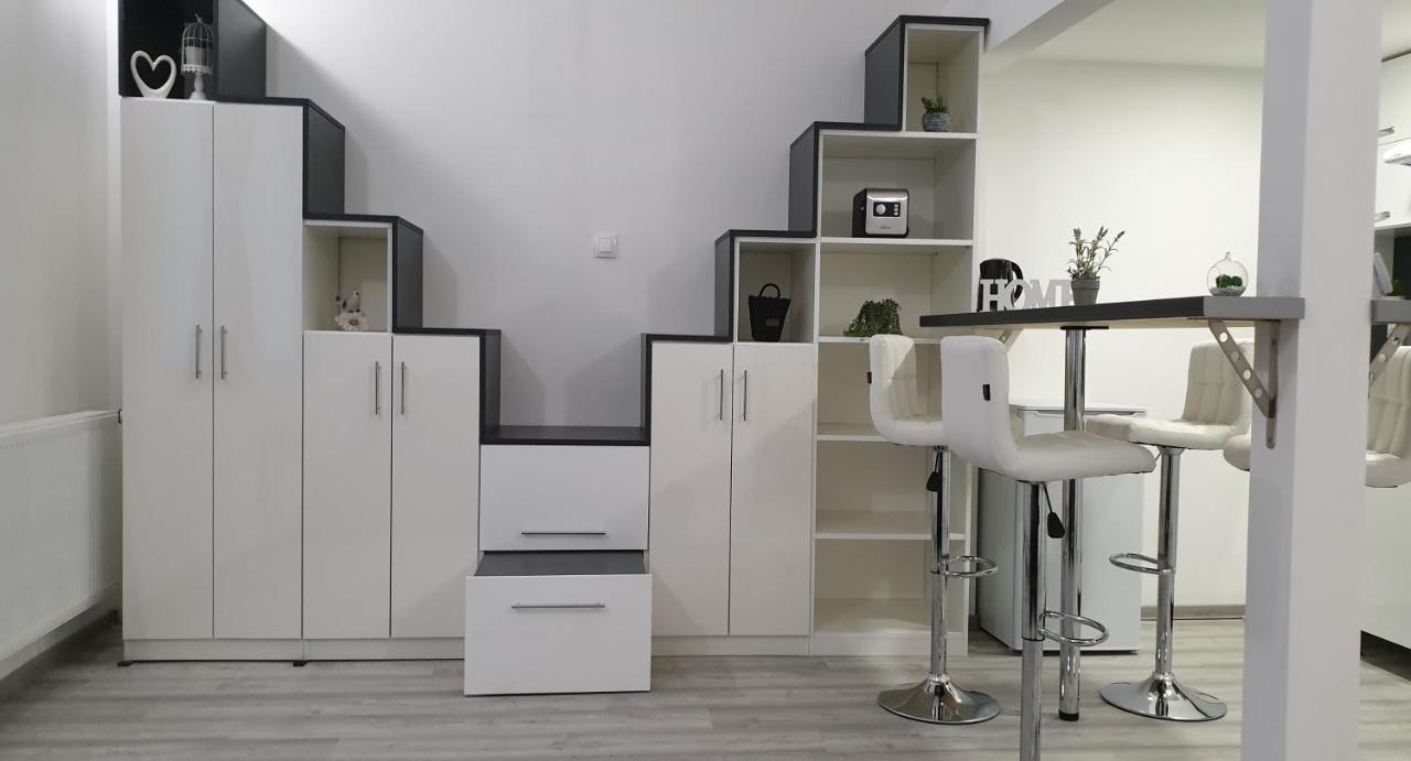 Belvarosi Apartman 2 Διαμέρισμα Μίσκολτς Εξωτερικό φωτογραφία