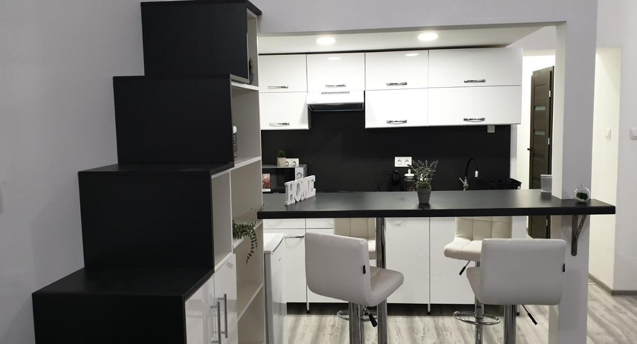 Belvarosi Apartman 2 Διαμέρισμα Μίσκολτς Εξωτερικό φωτογραφία